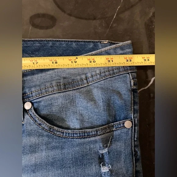 Torrid Luxe Slim Bootcut Jeans Super
Stretch Light Wash Size 24 boho Everyday - Picture 11 of 15